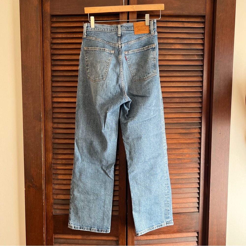 Levi’s Ribcage Straight Jean - Picture 5 of 6